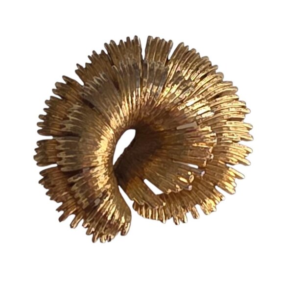 Vintage Floral Starburst Gold Brooch - Picture 1 of 9